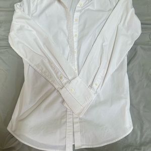 Banana Republic white blouse size 6 or Medium. Excellent like new condition